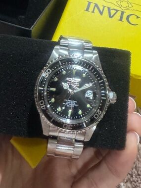 NEW Invicta Pro Diver 200M Quartz Black Dial Stainless Steel Men’s Watch NWT Box